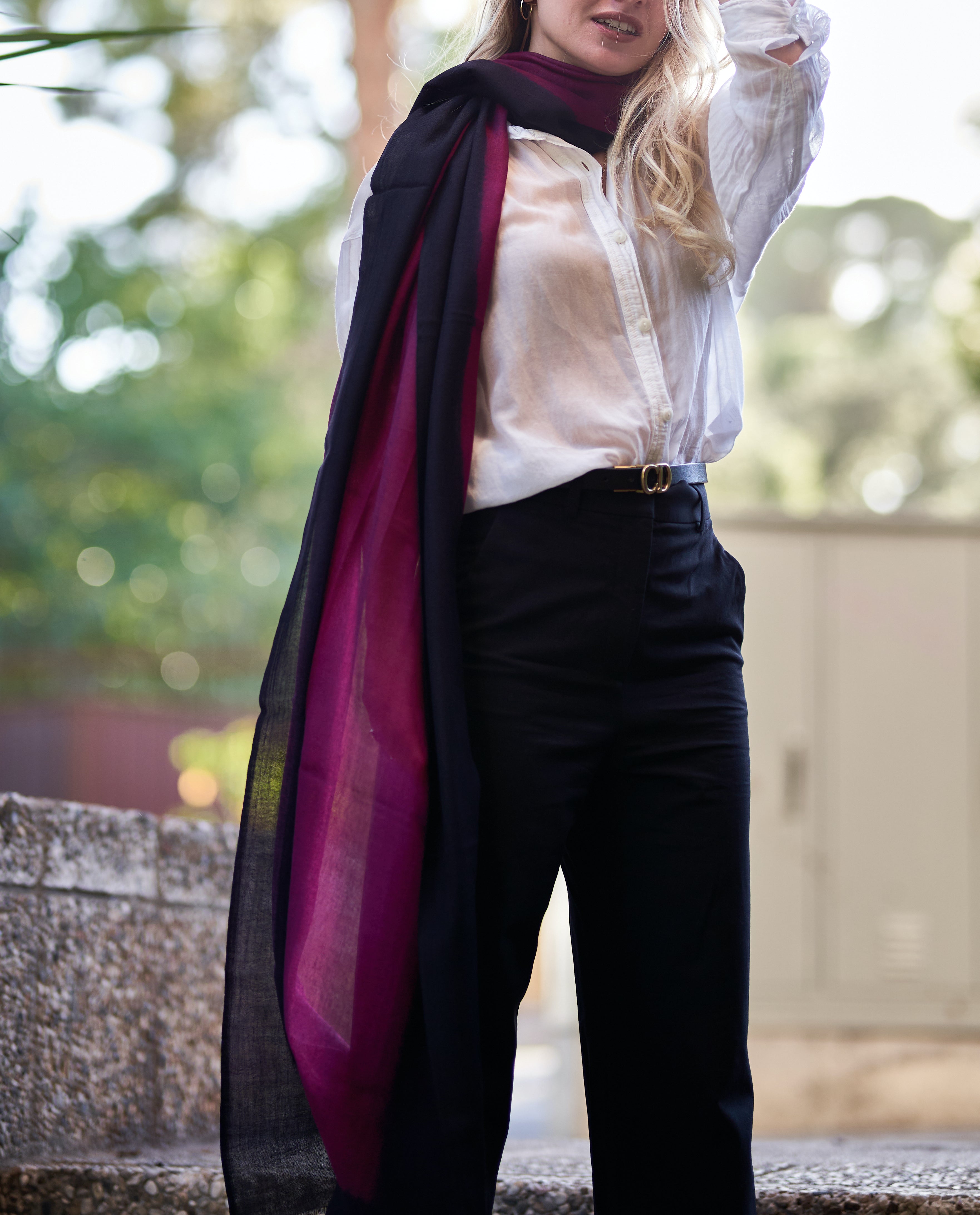 Cashmere & Linen Scarf – Black & Magenta
